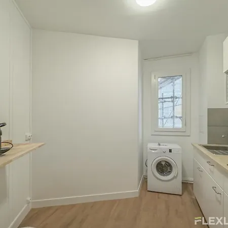 Flexliving - - Henri Sellier - 92 * سوراسْنْ